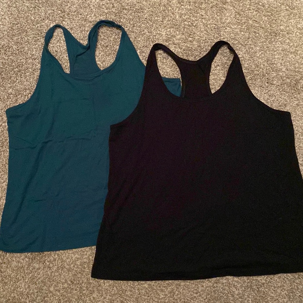 Old Navy Workout Tank tops - Racerback